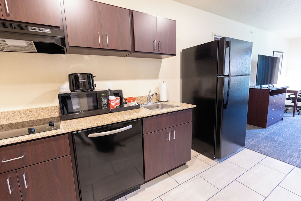 Cobblestone Inn & Suites Winters - photo 29
