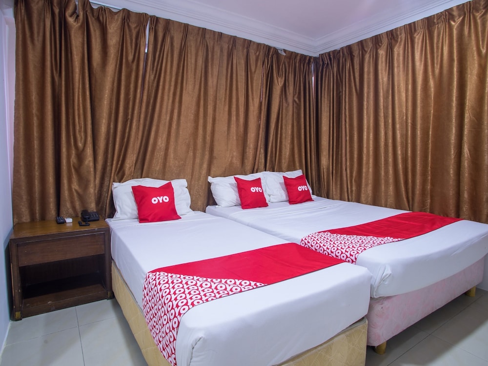 OYO 390 Mayview Glory Hotel