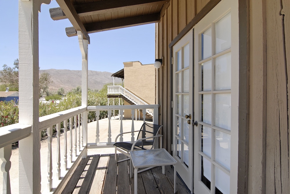 Palm Canyon Hotel & RV Resort - photo 24