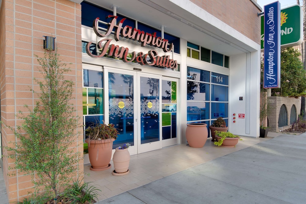 Hampton Inn & Suites Los Angeles Glendale - photo 63
