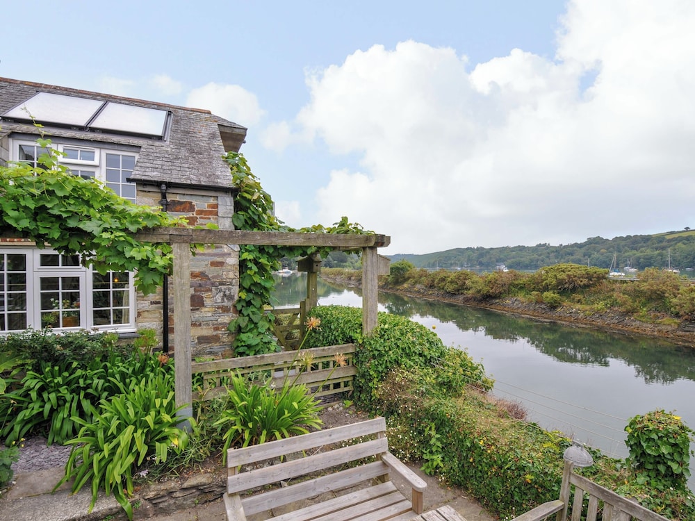 Island House — 4-Star Luxury Hotel in Fowey, United Kingdom