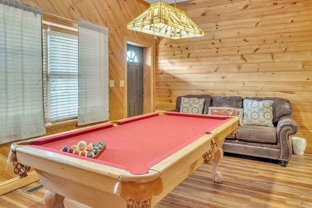 Heavenly Views Amazing Mountain Views 8 Bedroom Cabin by Heavenly Views Resort - photo 27
