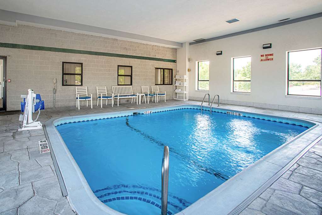 Quality Inn Near Six Flags St. Louis - photo 25