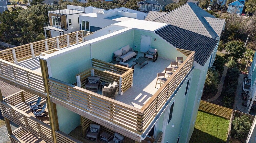 The Place to Be by Sea Scape Properties — Carolina Beach — photo 3