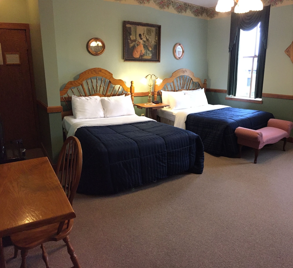 Hotel Millersburg - photo 26