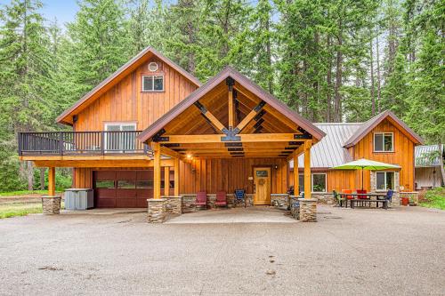 Moose Lodge — 4-Star Luxury Hotel in Cle Elum, United States