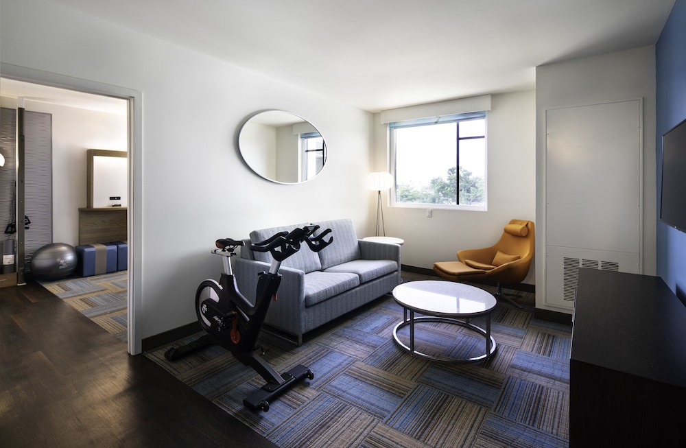 Even Hotel Miami Airport By Ihg - photo 16