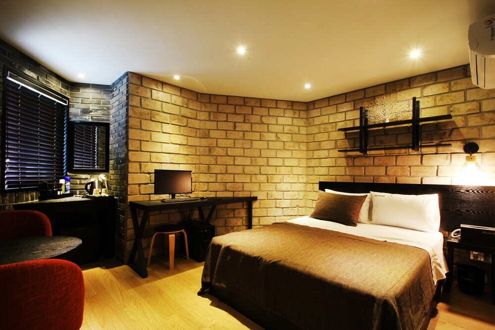 17th Hotel — Busan — photo 2