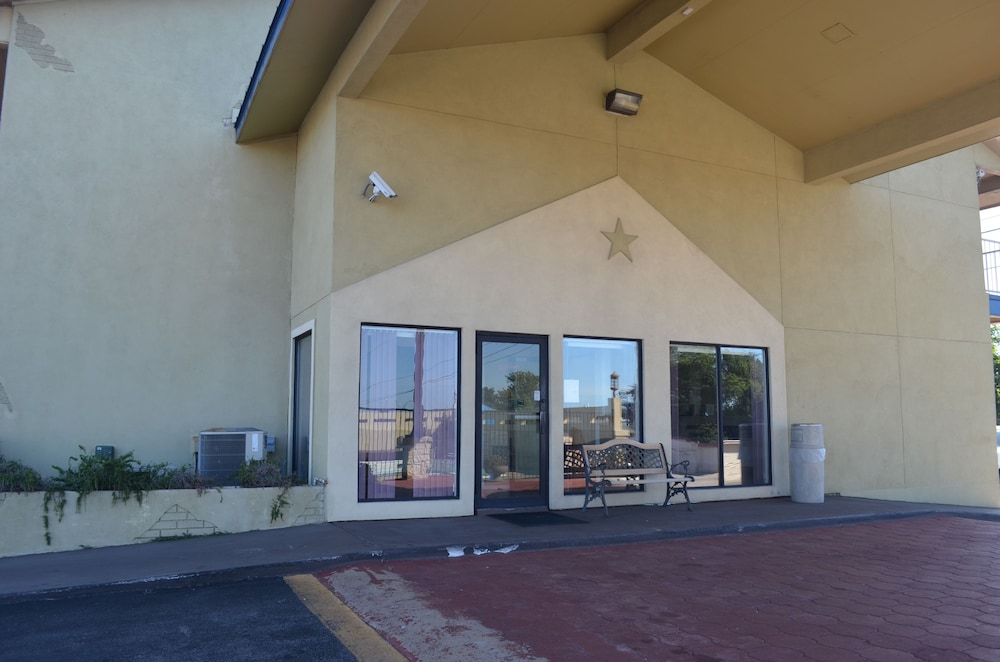 Hill Country Inn Marble Falls - photo 22