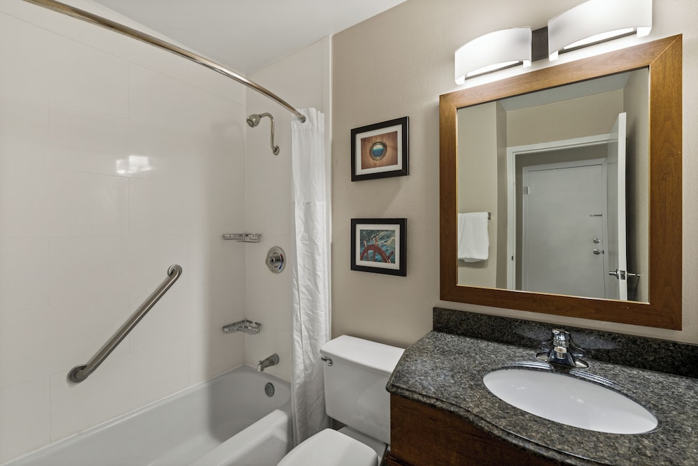 Comfort Inn South Oceanfront - photo 44