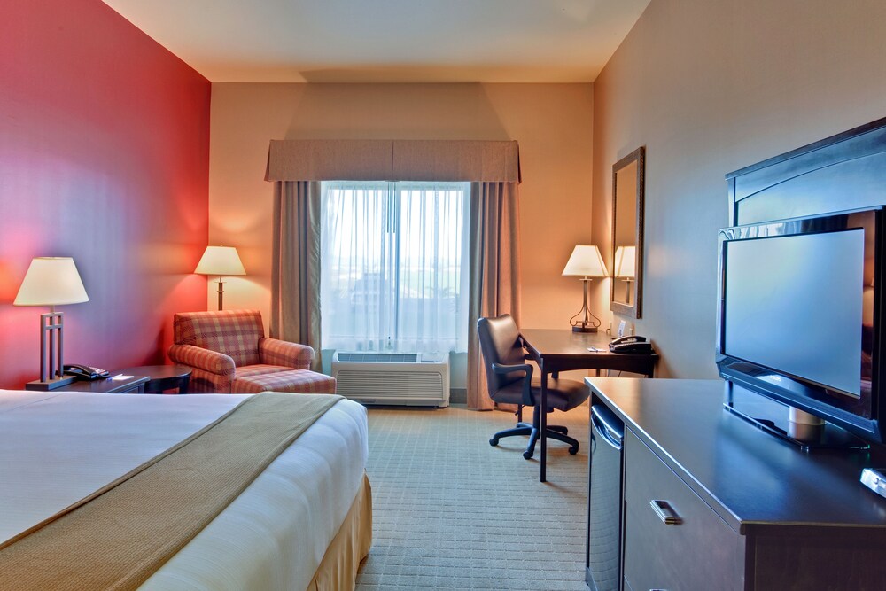 Holiday Inn Express & Suites Yuma by IHG - photo 16