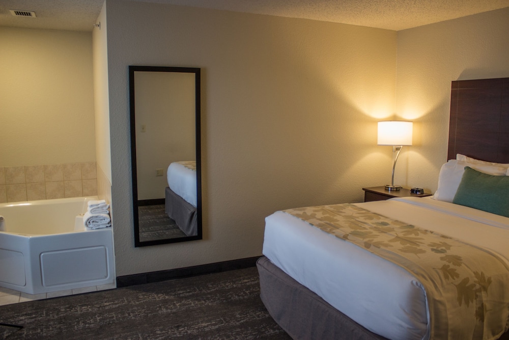Cobblestone Suites Oshkosh - photo 13
