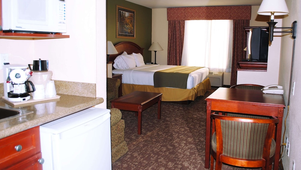 Magnuson Hotel Commerce - photo 6