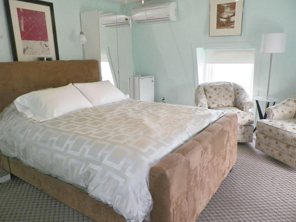 Blueberry Cove Inn - photo 4