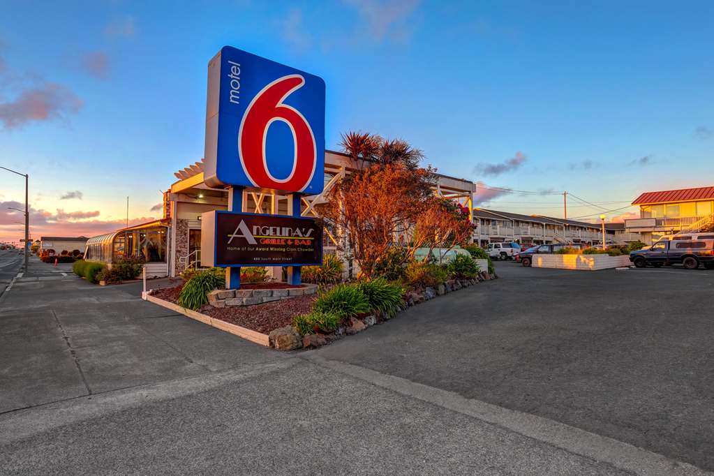 Motel 6 Fort Bragg CA - featured photo