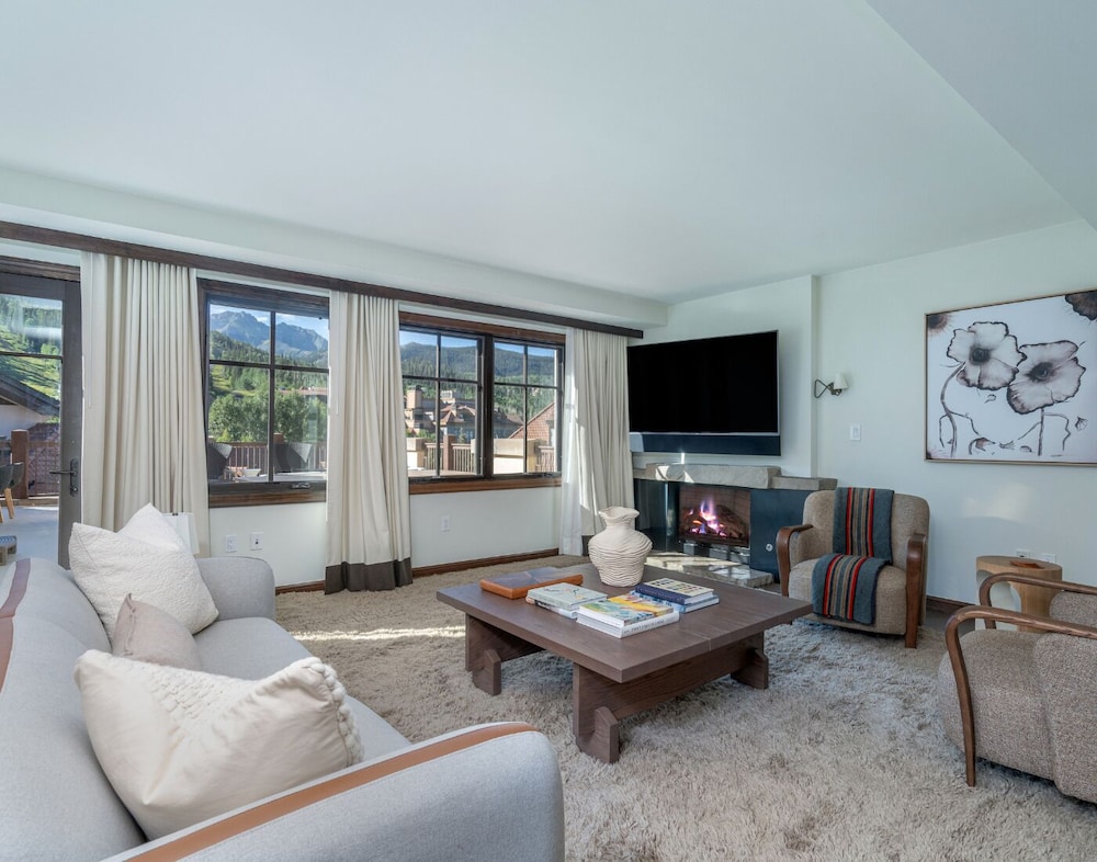 Madeline Hotel & Residences Auberge Collection - photo 116