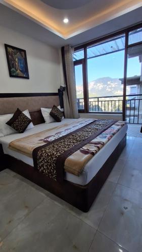 Sky Hills Hotels - last minute hotel in Shimla