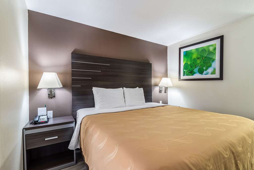 Quality Inn & Suites Canton - photo 15