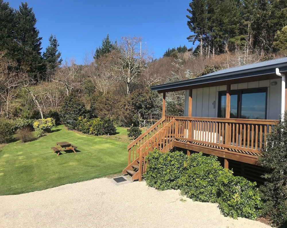 Terraced Chalets in Motueka, New Zealand