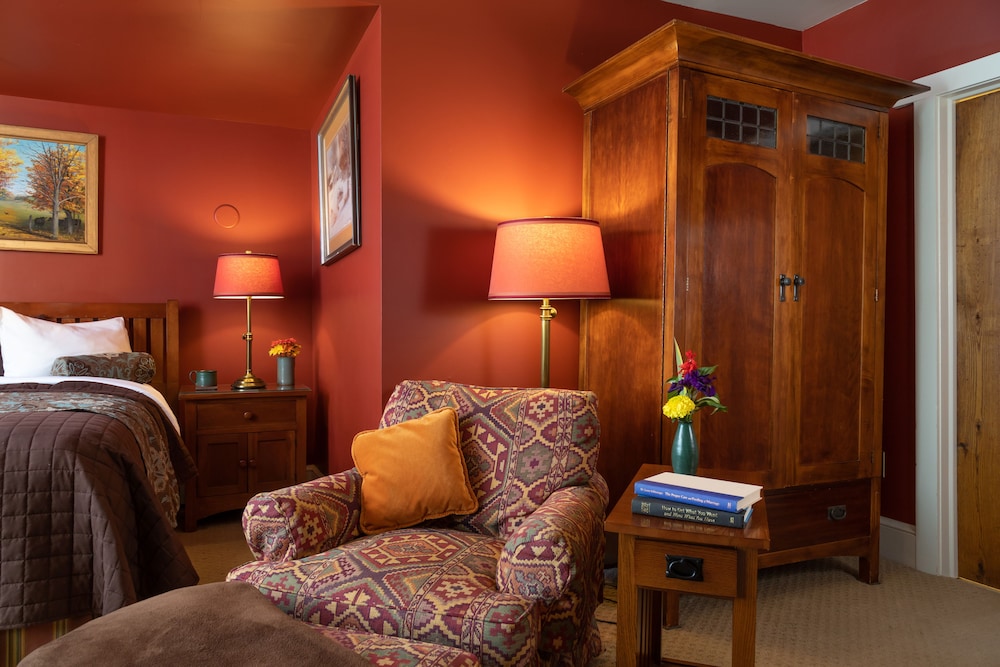 Lake Pointe Inn - photo 22