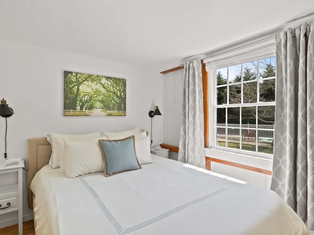 The Seagrove Suites & Guest Rooms - photo 22