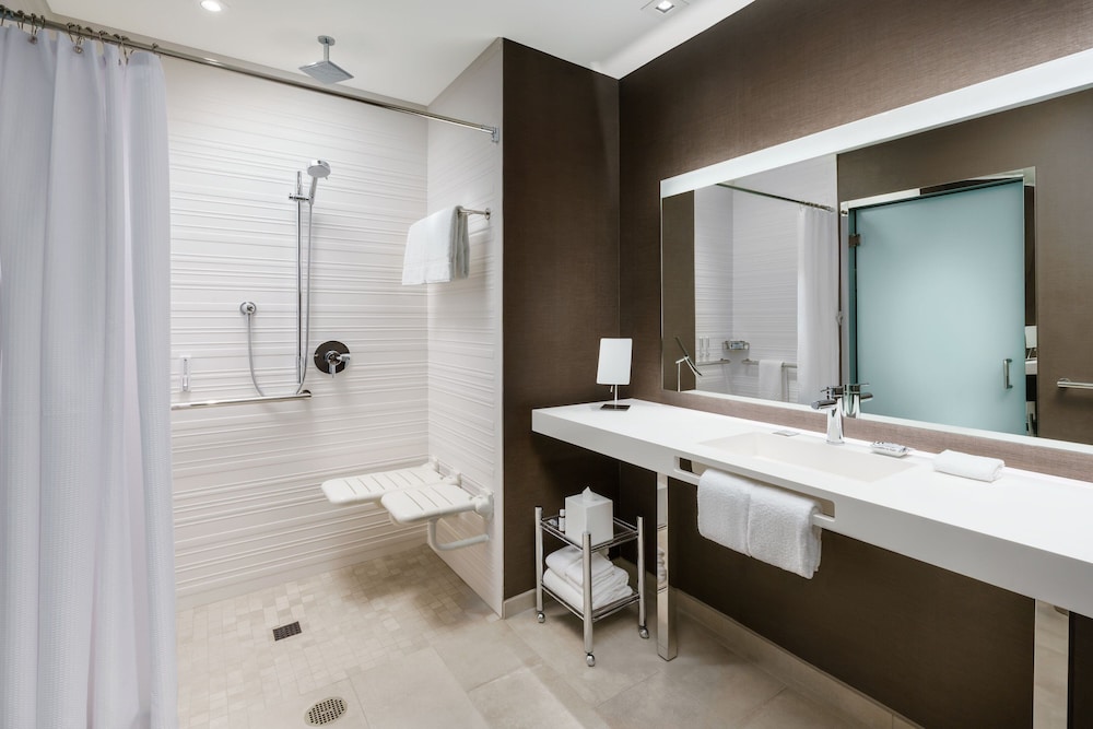 AC by Marriott Portland Beaverton - photo 18