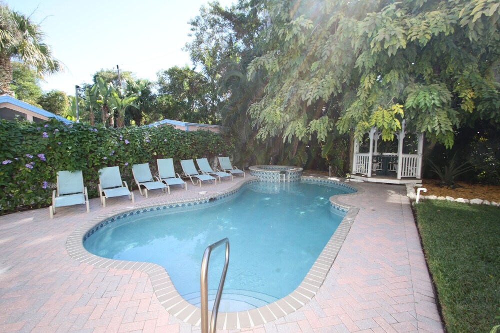 Captiva Island Inn - photo 56