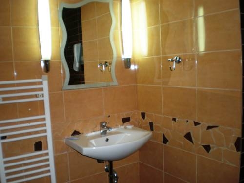 Galini Hotel - carbon neutral hotel in Piraeus