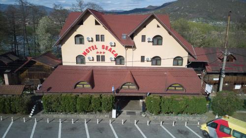 Motel Seaca — hotel in Calimanesti