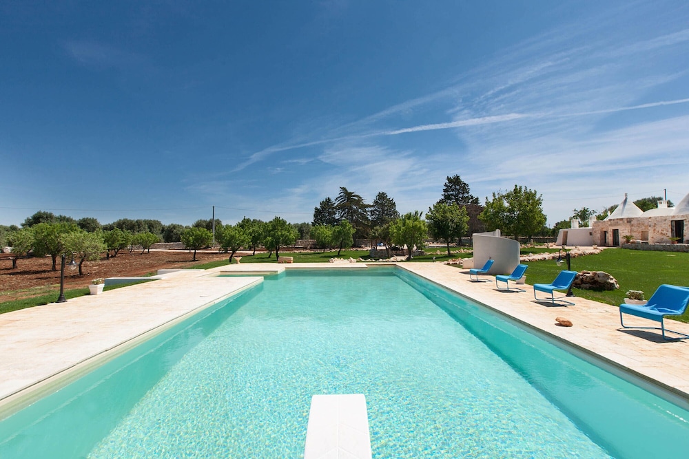 Trullo Cocò — 4-Star Luxury Hotel in Ostuni, Italy
