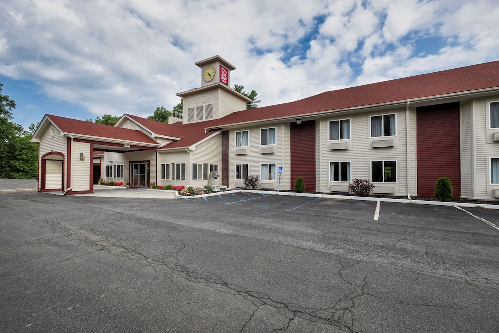 Red Roof Inn Clifton Park - featured photo