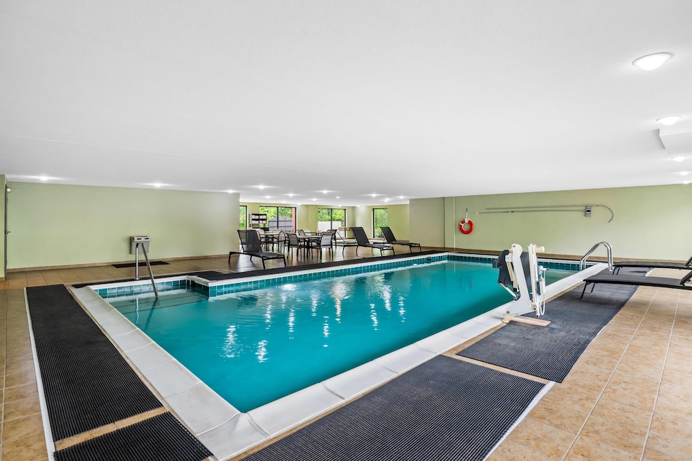 Hampton Inn & Suites Richmond Virginia Center - photo 28