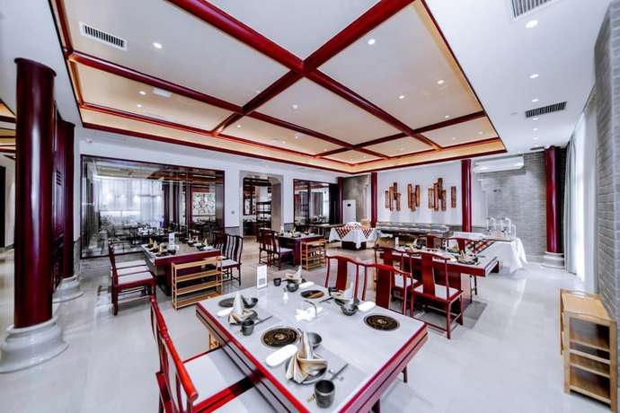 Yunzhen Jinling Acrobatic Hotel in Sangyuan, People's Republic of China