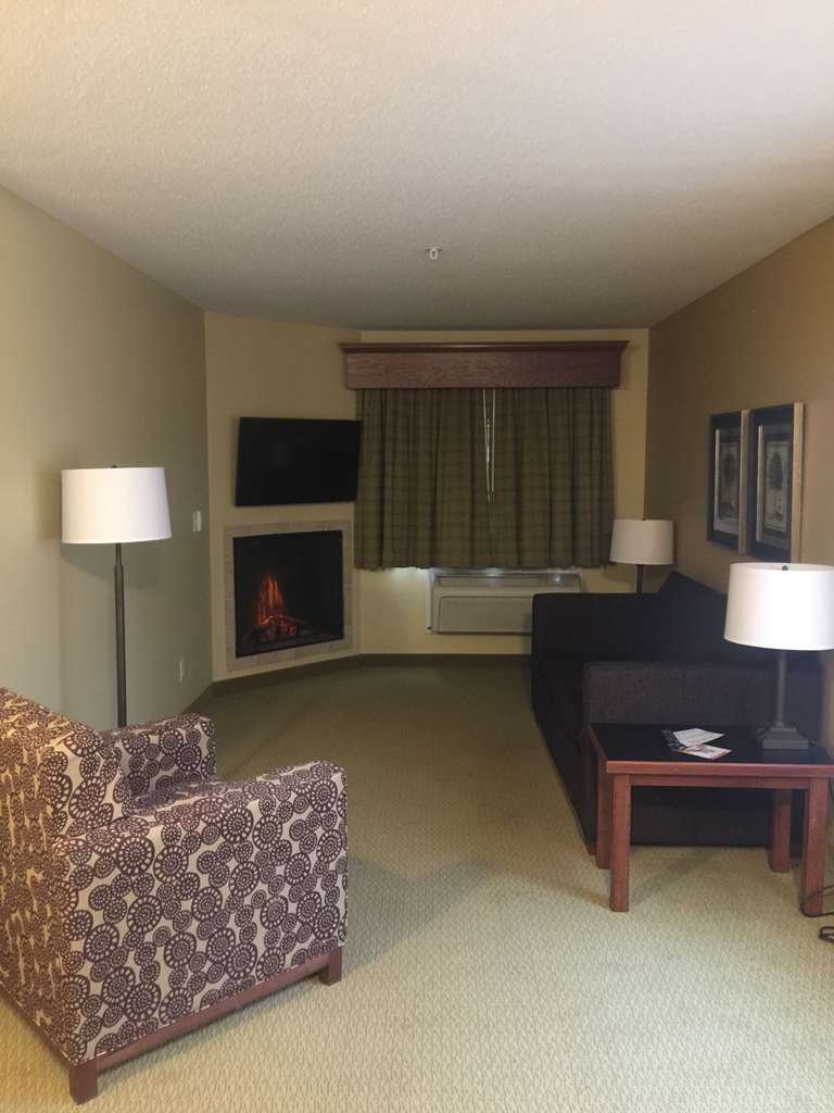 Crossings by GrandStay Pipestone - photo 7