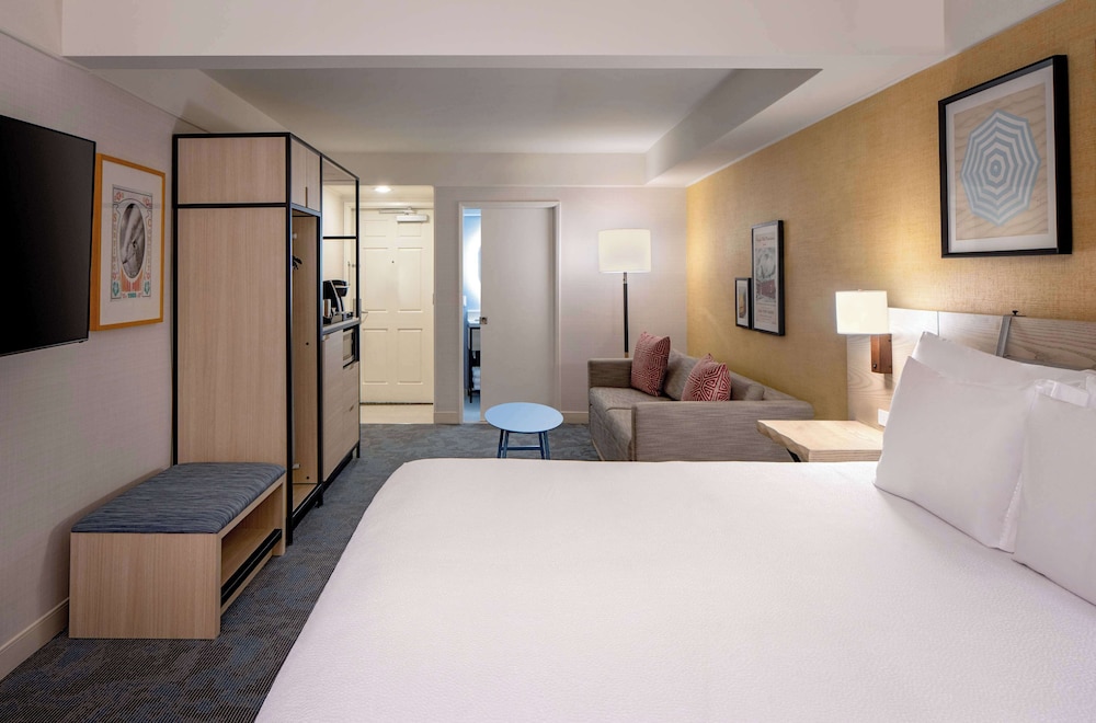 Hilton Garden Inn Dana Point Doheny Beach - photo 13