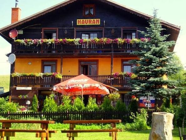 Penzion Havran — hotel in Zdiar