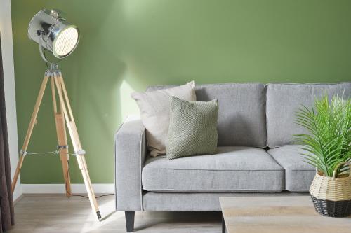 Mersey Way Spacious 3 Bed Home Close to Sheffield City Centre & FREE Driveway Parking Perfect for Workers Groups & Families Hosted by Stay Host Save — 4-Star Luxury Hotel in Sheffield, United Kingdom