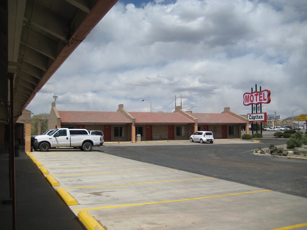 El Capitan Motel - photo 62