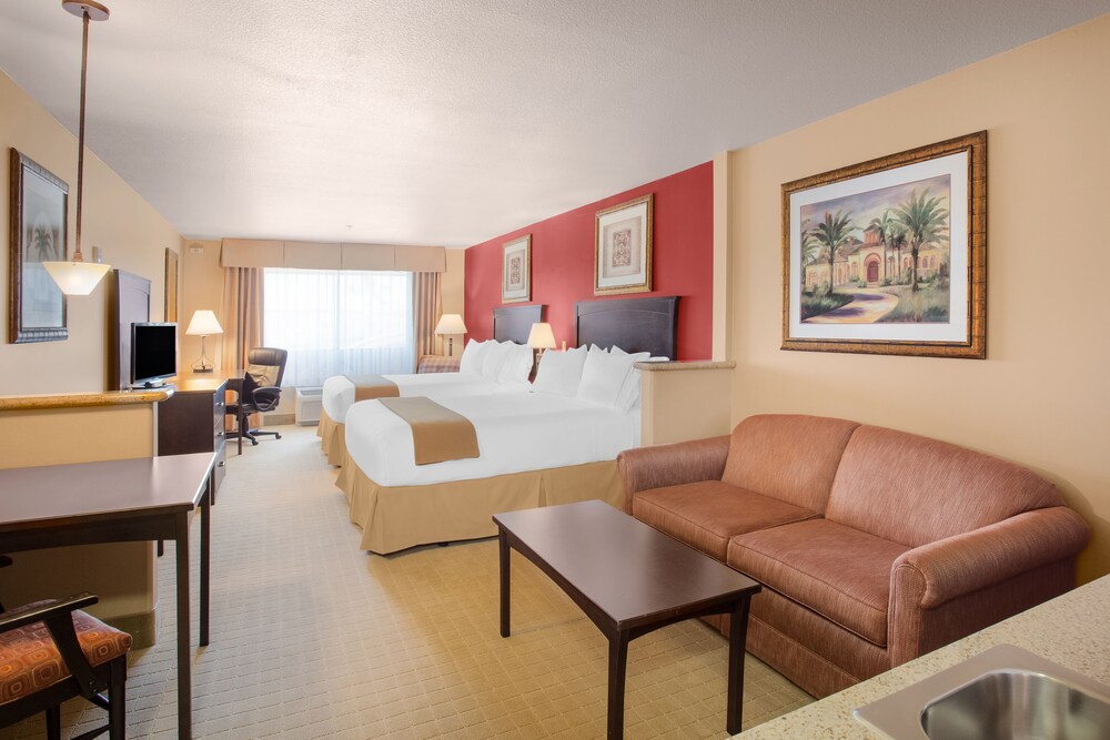 Holiday Inn Express & Suites Yuma by IHG - photo 7