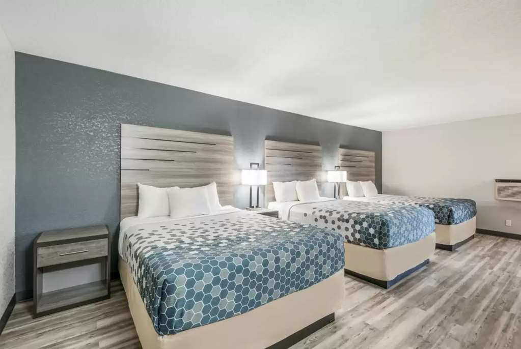 Sonesta Essential Des Moines - photo 17