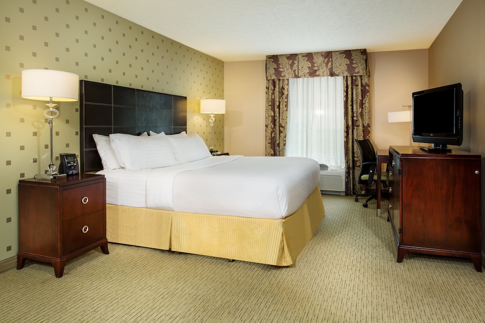 Holiday Inn Bloomington University Area by IHG - photo 14