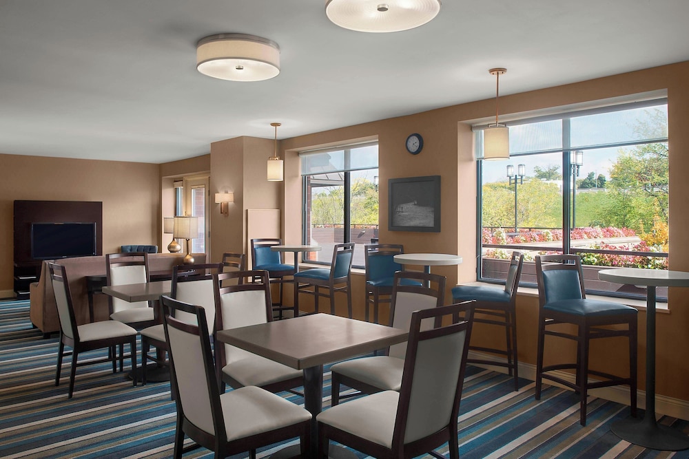 Sheraton Suites Akron Cuyahoga Falls - photo 24