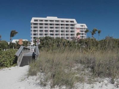 Hilton Grand Vacations Surf Club