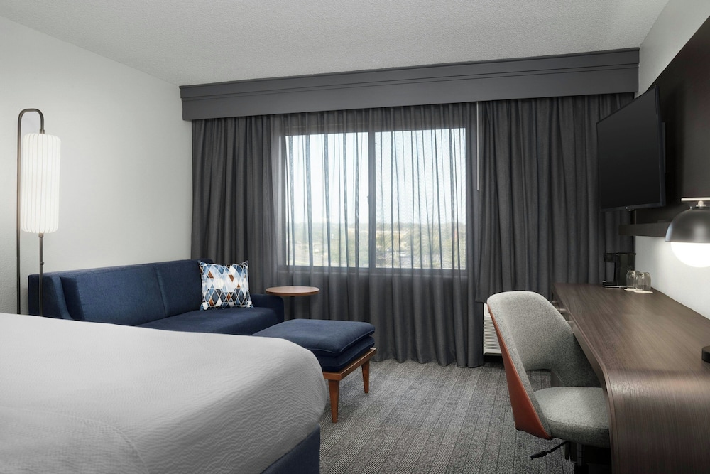 Courtyard by Marriott Lakeland - photo 15