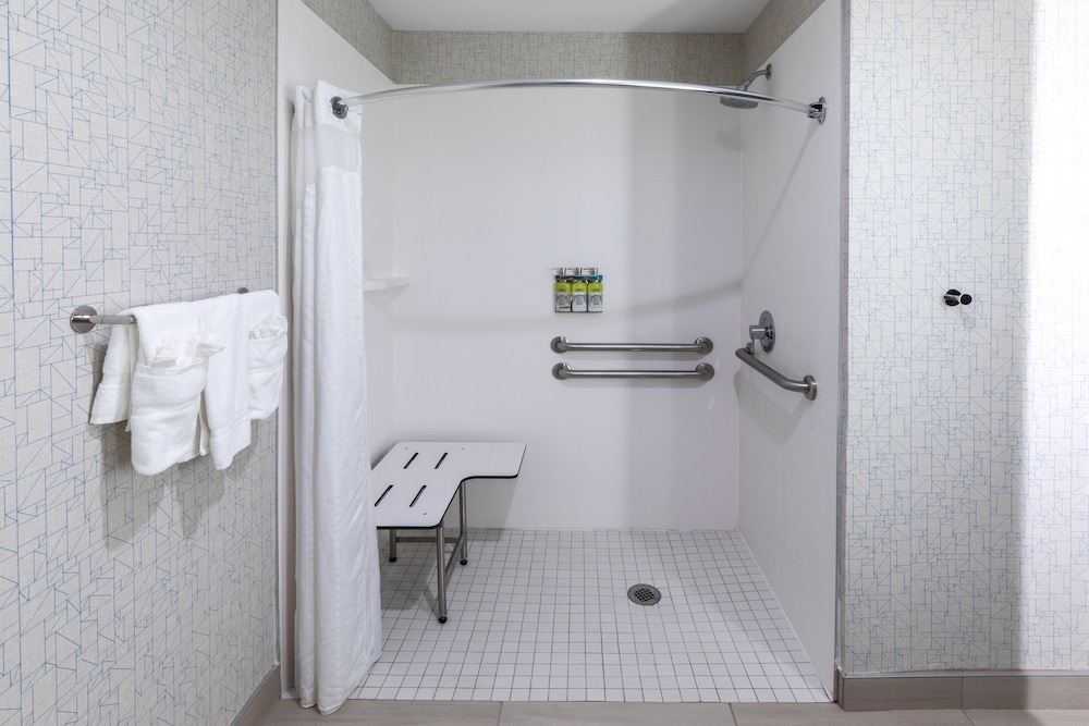 Holiday Inn Express & Suites Stafford NW Sugar Land by IHG - photo 22