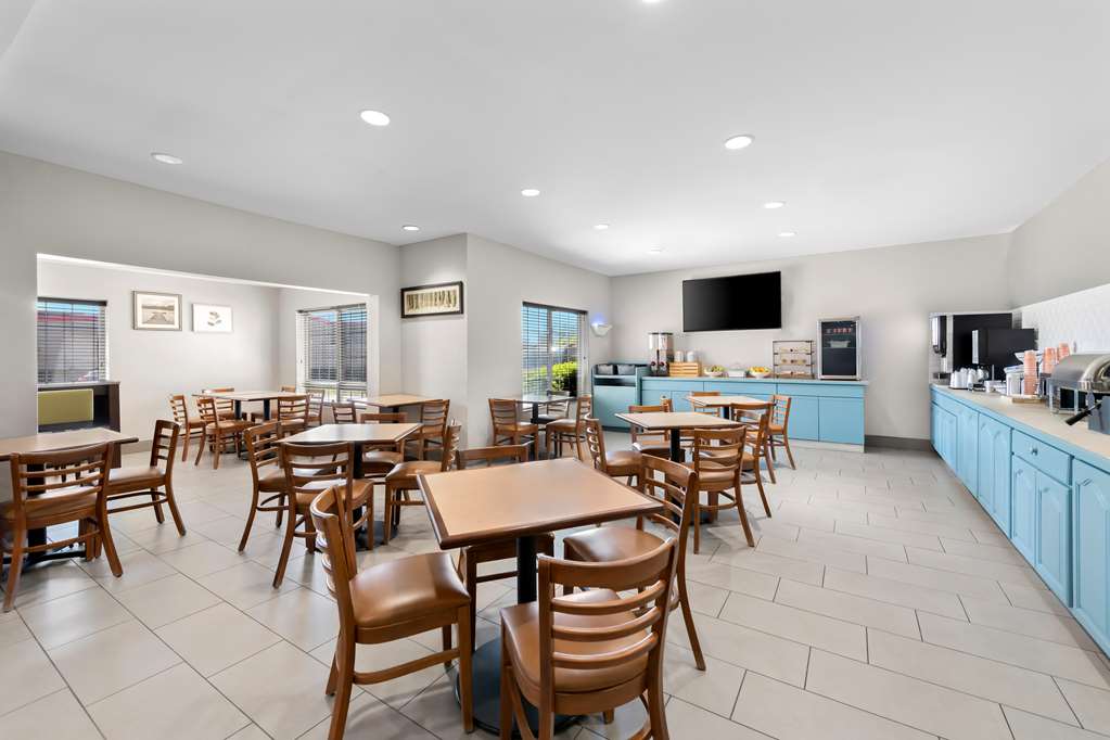 Country Inn & Suites by Radisson Topeka West KS - photo 48