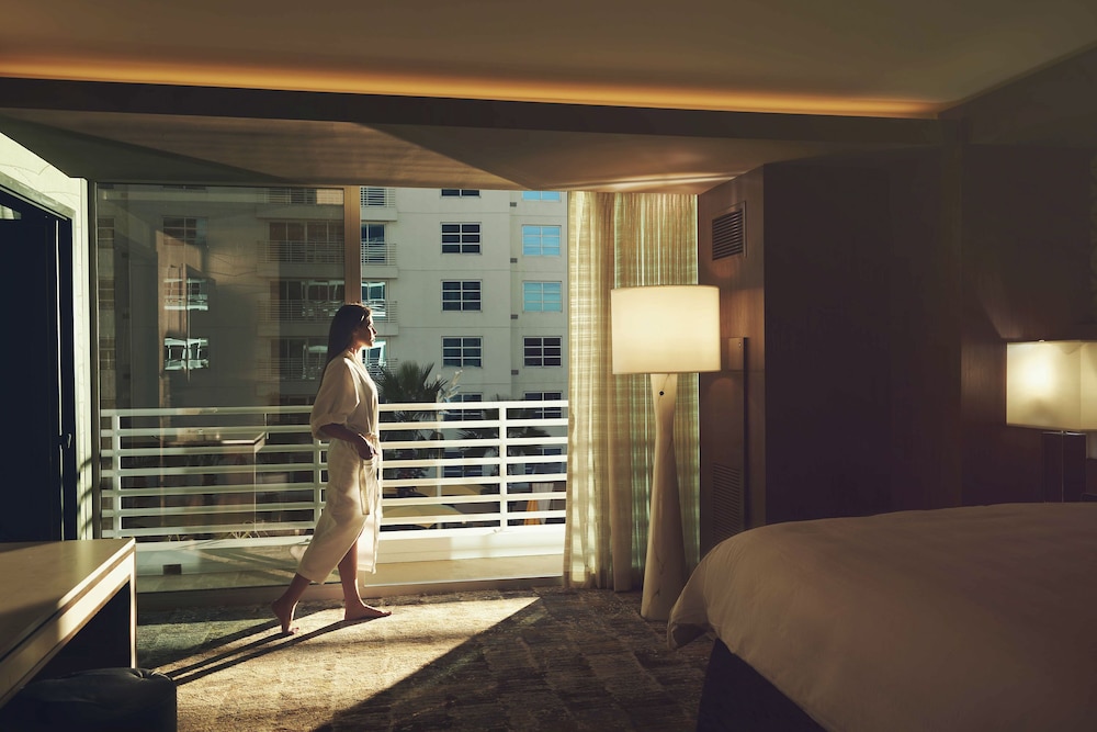 Seminole Hard Rock Hotel & Casino Tampa - photo 13