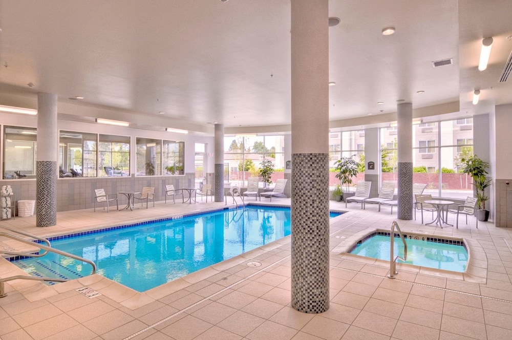 Holiday Inn Express Eugene Springfield by IHG - photo 23