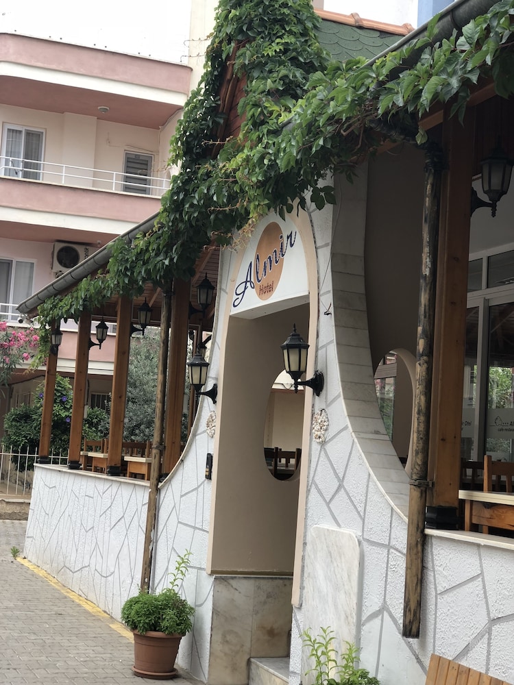 Almir Hotel — hotel in Erdemli
