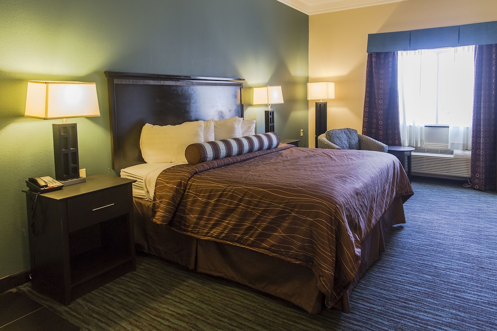 Red River Inn And Suites - photo 17